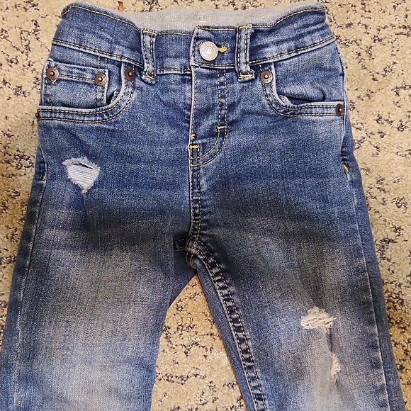 Classic Blue Denim Jeans- Levis 3T - Picture 3 of 4
